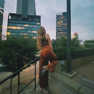 Meet your Posher, Ava